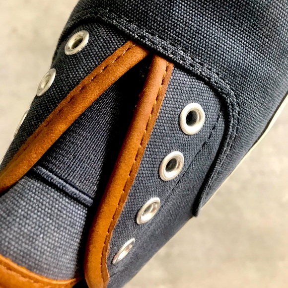 ALDO Denin shoes with elastic band - Picture 2 of 3